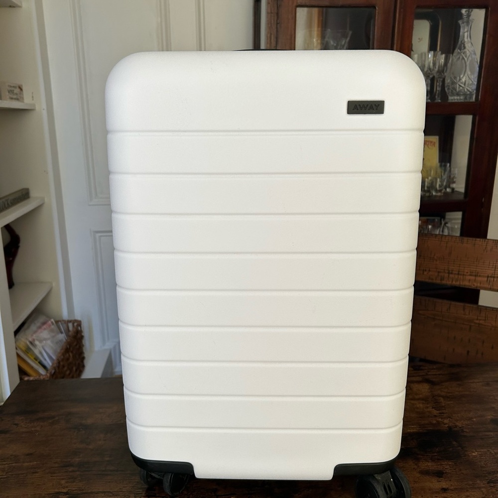 AWAY The Carry-On luggage WHITE with blue zipper